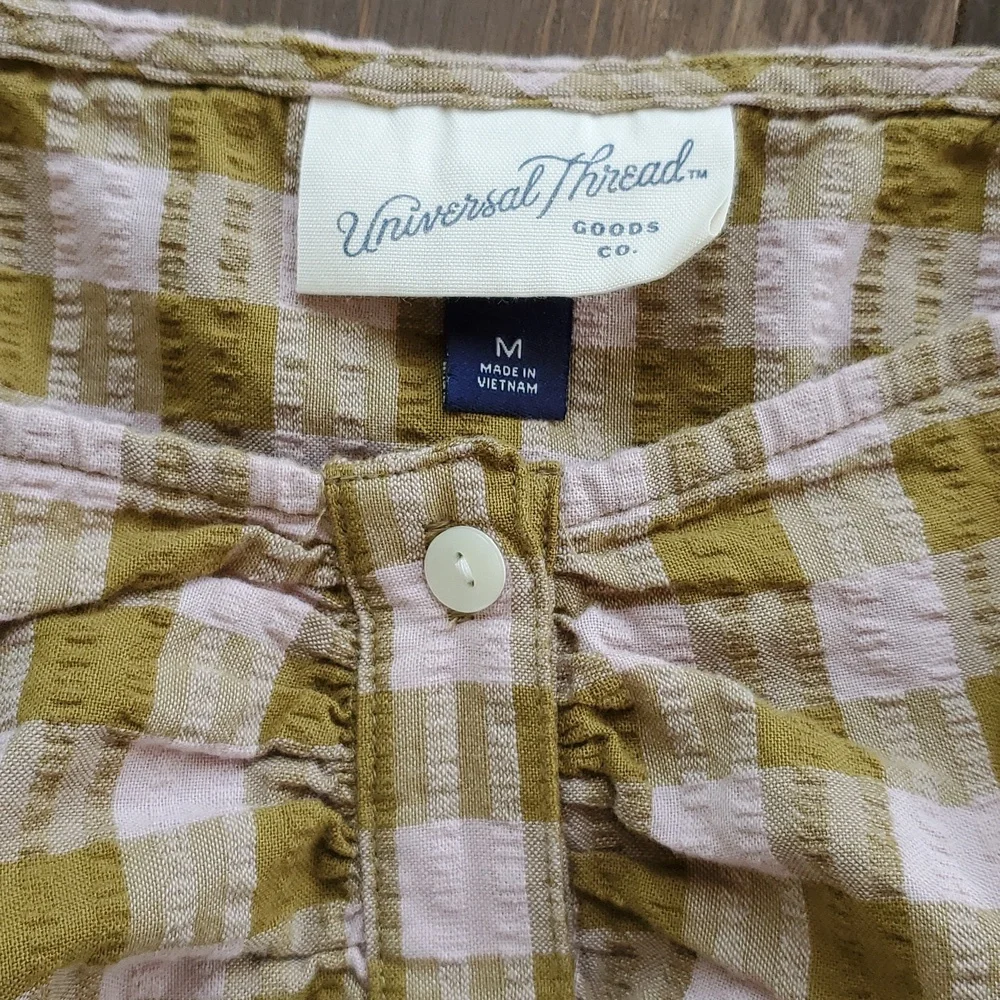Universal Thread blouse. - Picture 2 of 4